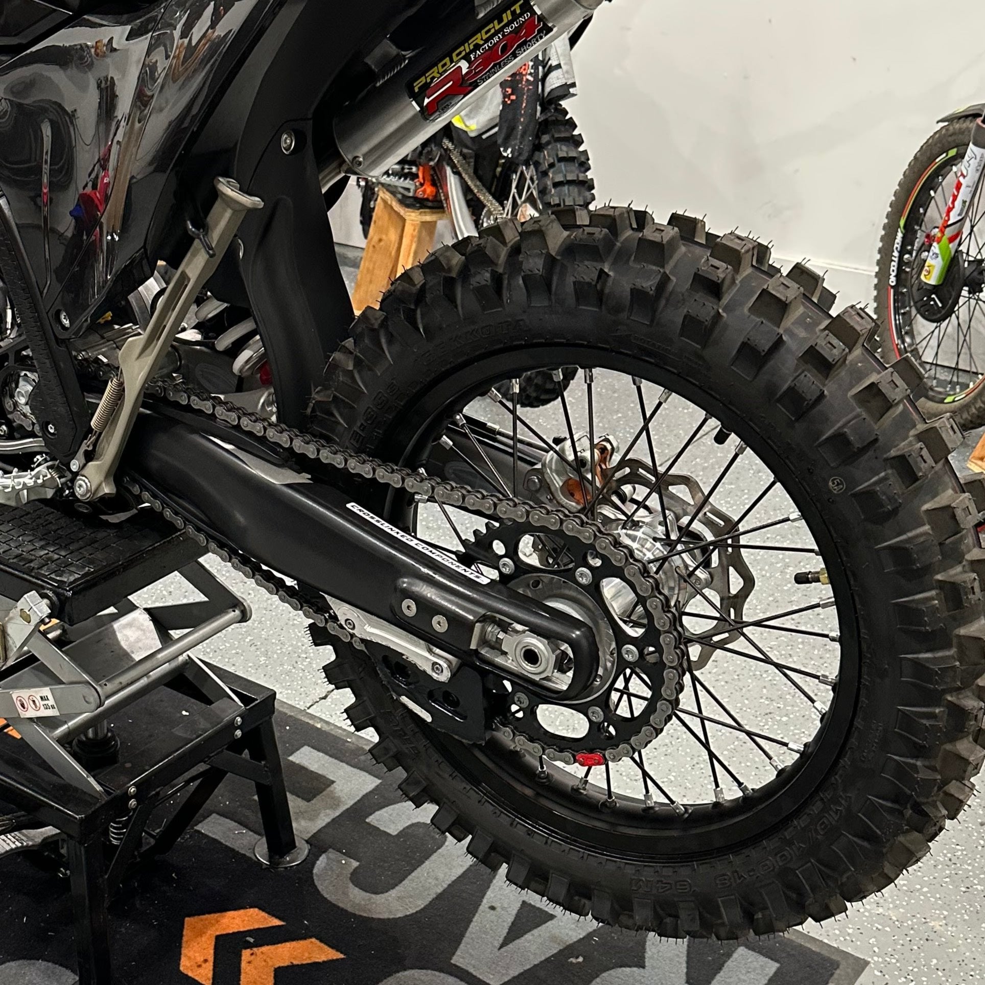 2025+ XCW Swingarm Guards (2025+ KTM 300/250 XCW with PDS suspension